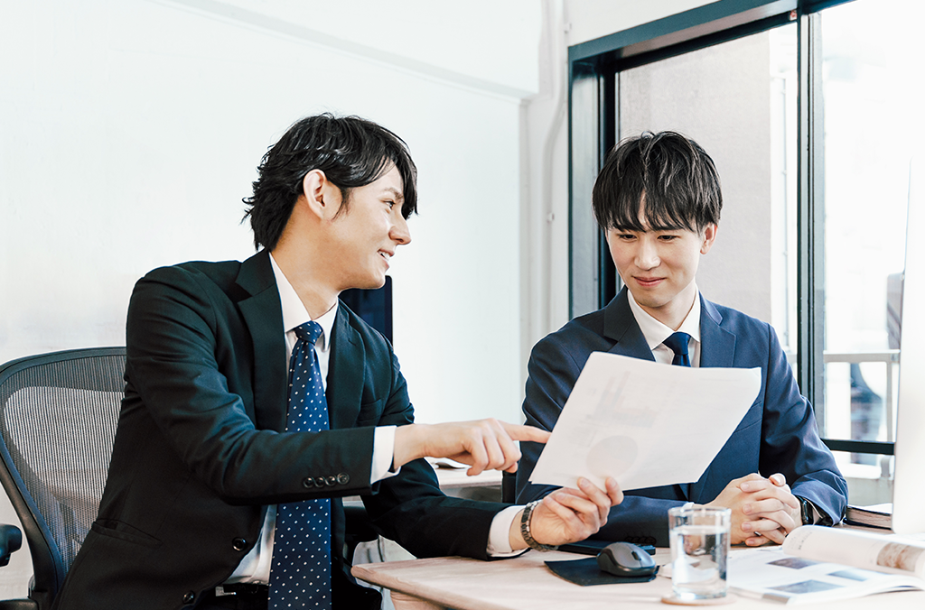 指示に沿って価格・説明文・タグを入力